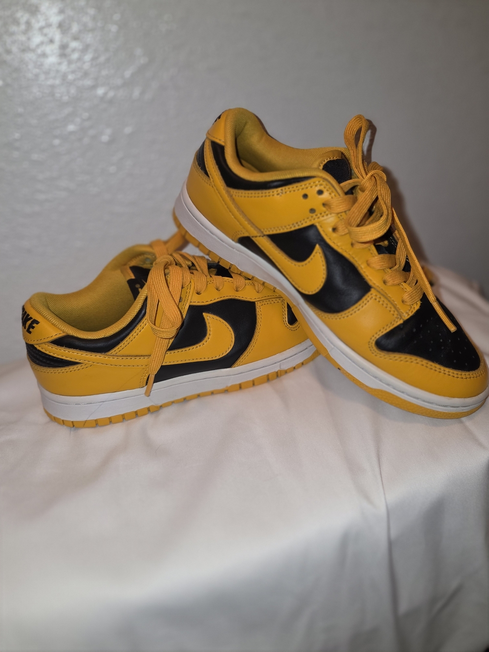 Nike Dunk Low Championship Goldenrod Iowa Black Yellow DD1391-004 Size 6 Mens